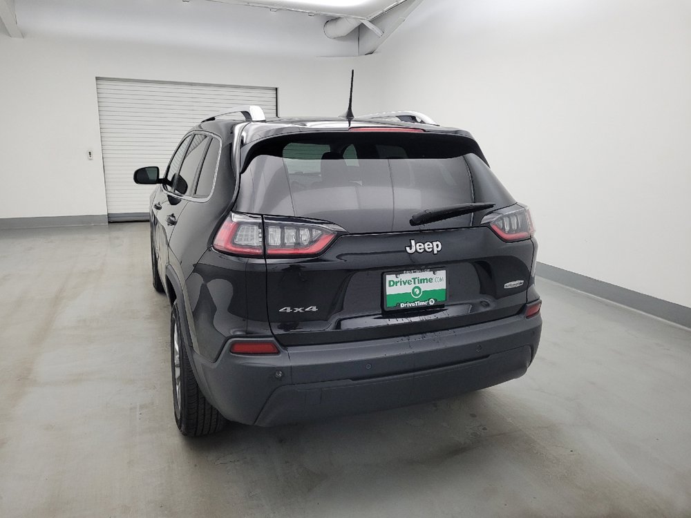 Used 2019 Jeep Cherokee Latitude Plus w/ Cold Weather Group AWD/4WD image 6