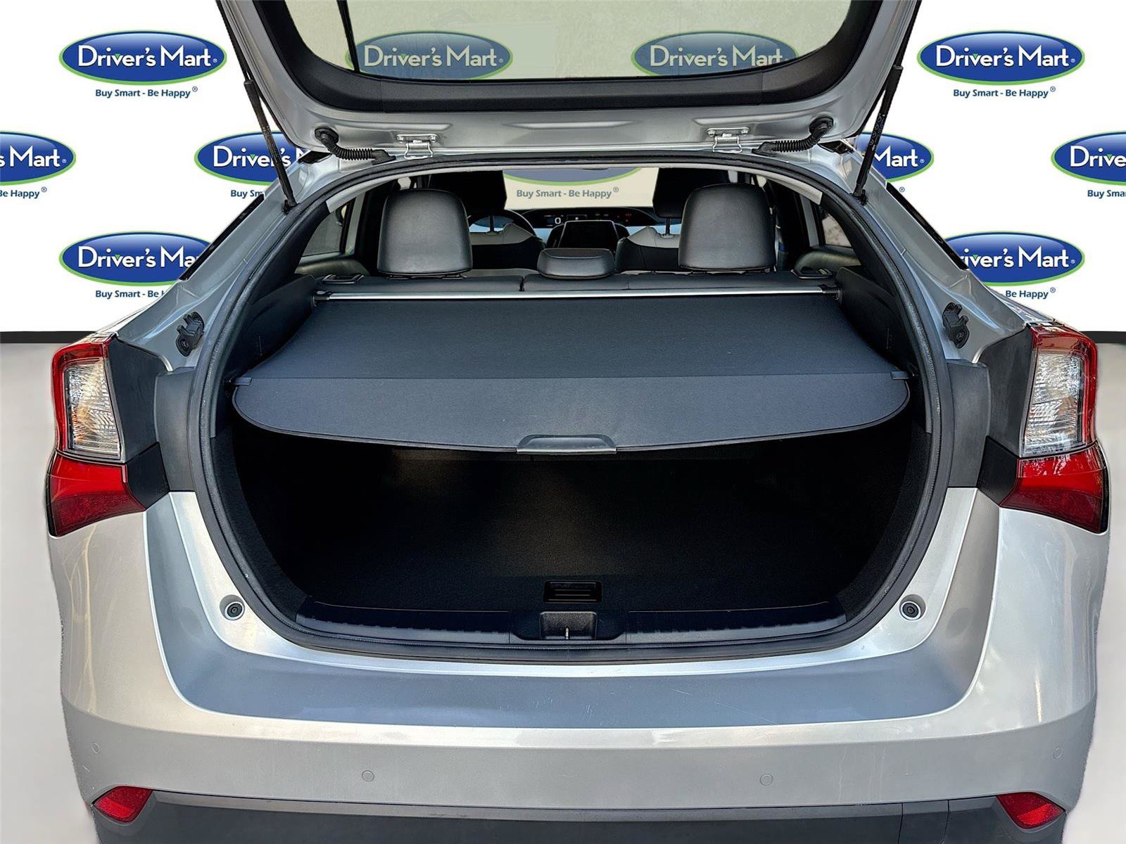 Used 2019 Toyota Prius Limited FWD image 26