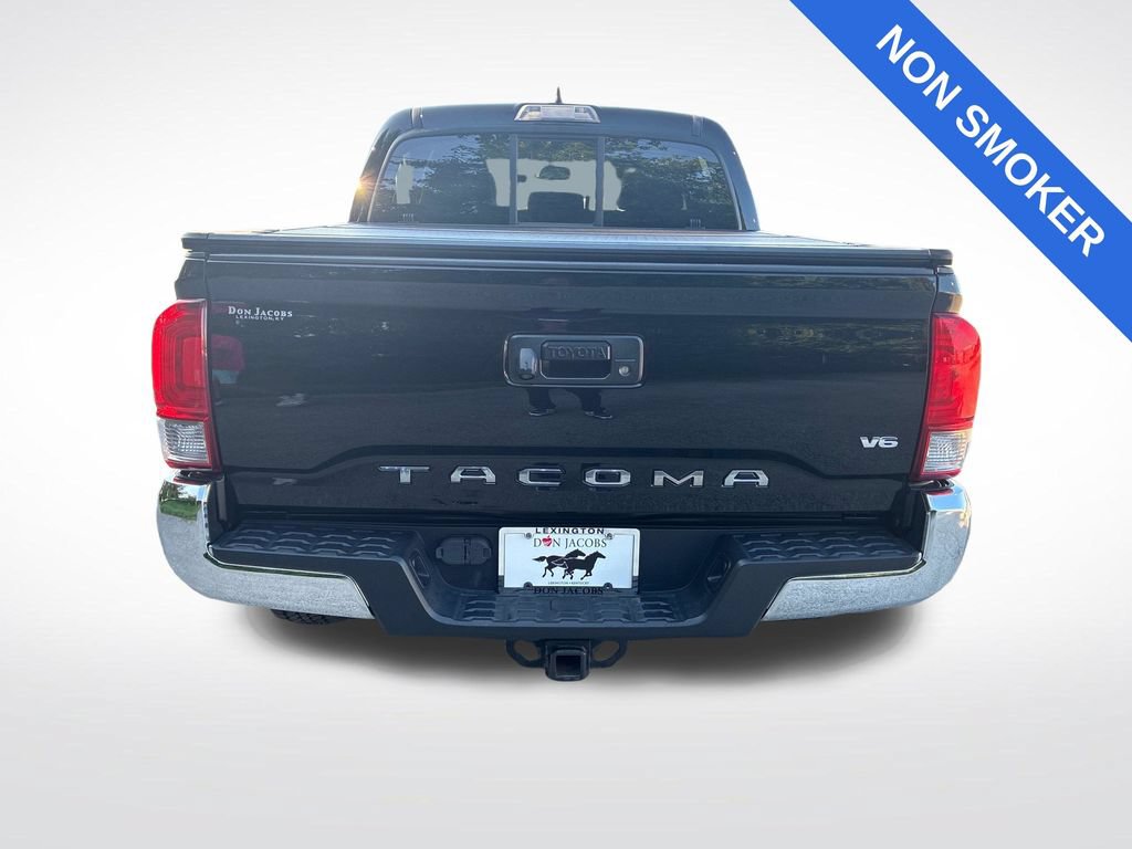 Used 2016 Toyota Tacoma TRD Off-Road w/ Towing Package AWD/4WD image 4