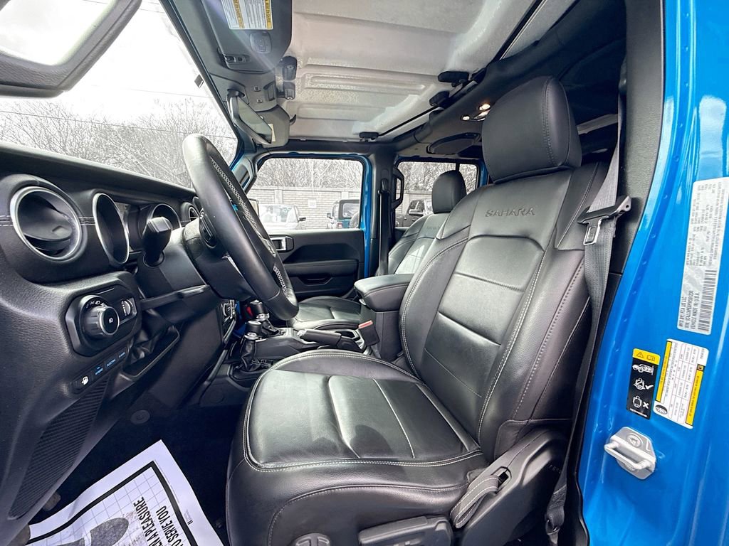 Used 2023 Jeep Wrangler Unlimited Sahara w/ Cold Weather Group image 23