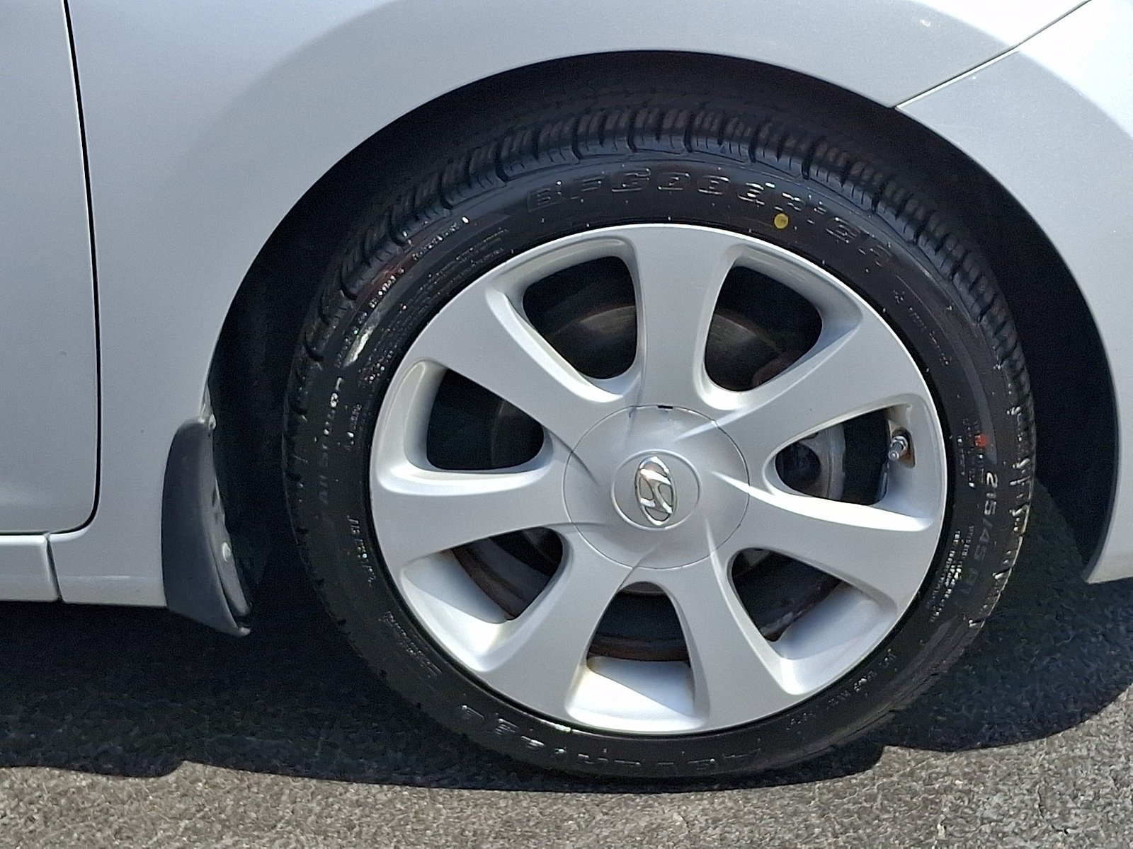 Used 2013 Hyundai Elantra Limited FWD image 8