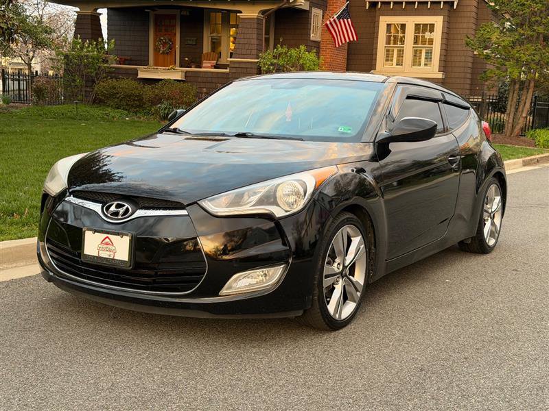 Used 2016 Hyundai Veloster w/ Option Group 02 image 3