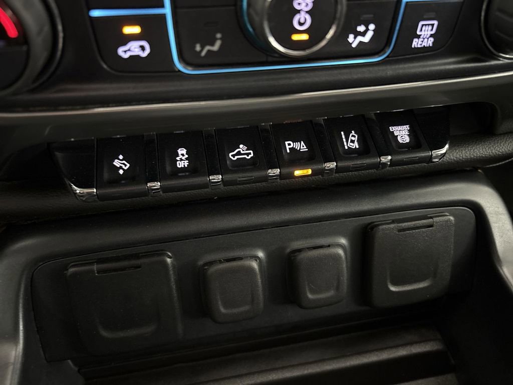 Used 2017 Chevrolet Silverado 3500 LTZ w/ Duramax Plus Package image 51