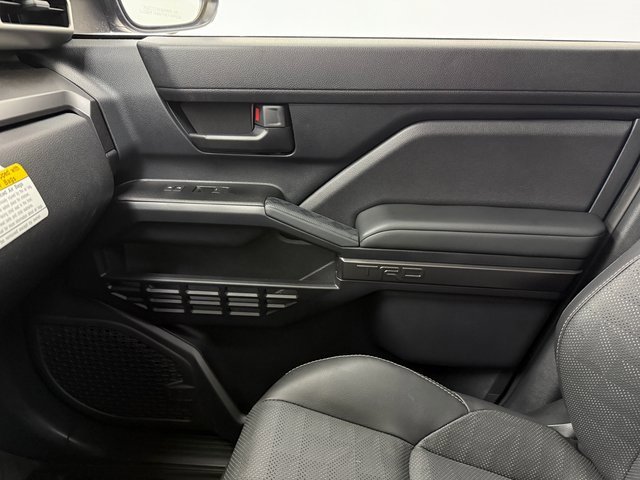 Used 2025 Toyota 4Runner TRD Off-Road Premium image 24