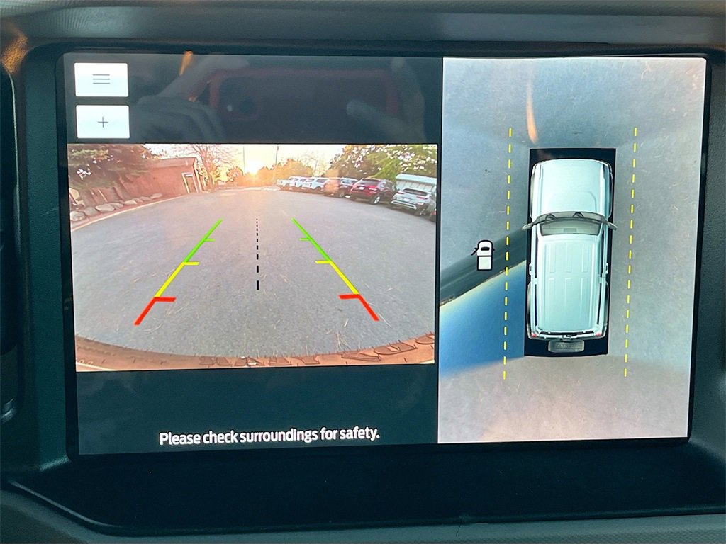 Used 2022 Ford Bronco Badlands image 14