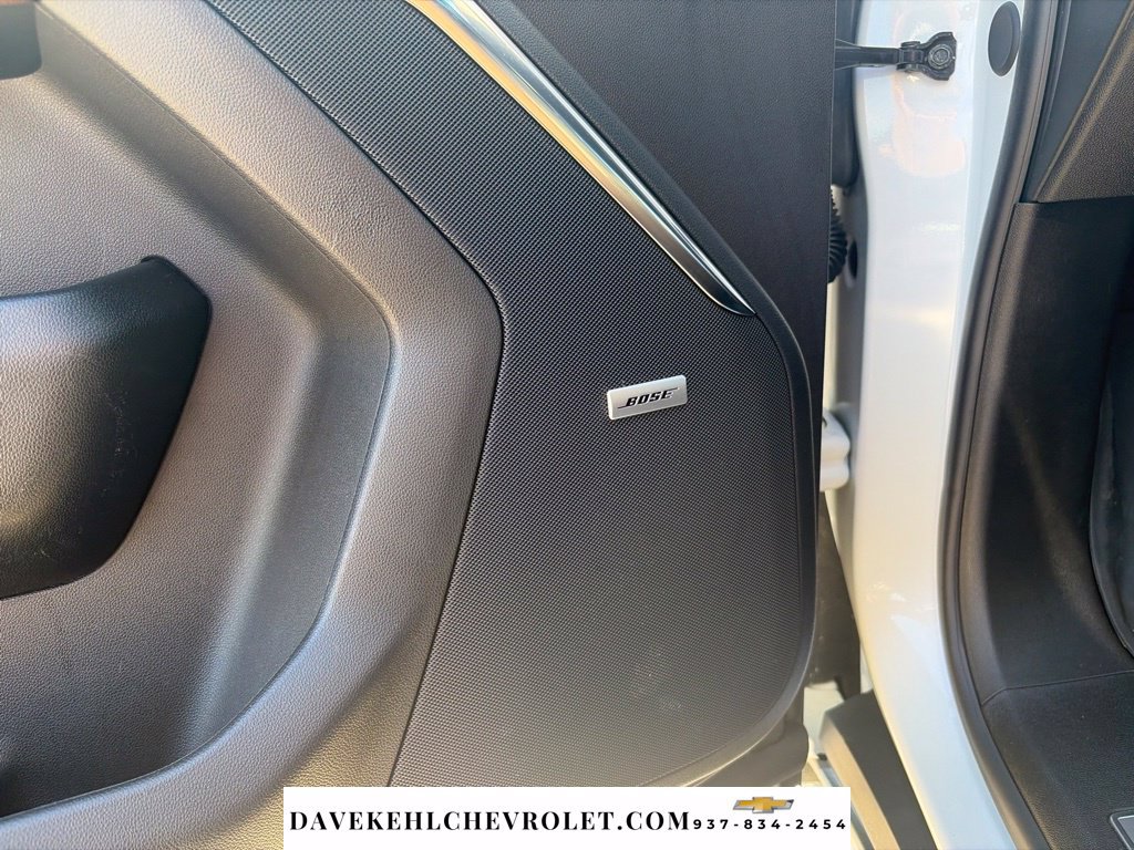 Used 2025 Chevrolet Tahoe High Country AWD/4WD image 10