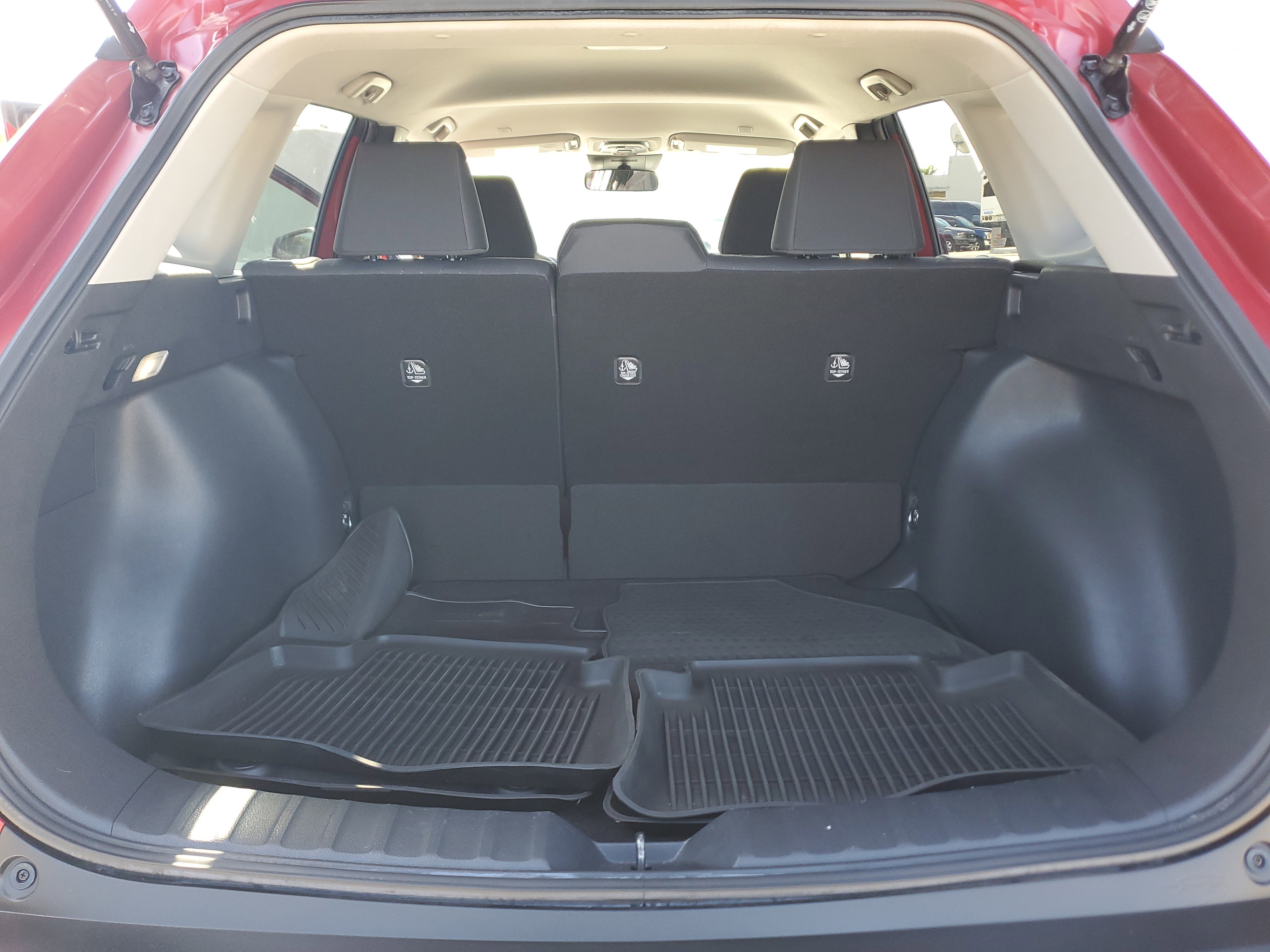 Used 2023 Toyota Corolla Cross LE image 14