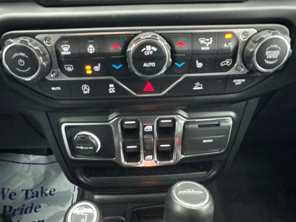 Used 2023 Jeep Gladiator Overland w/ Popular Equipment Package AWD/4WD image 48