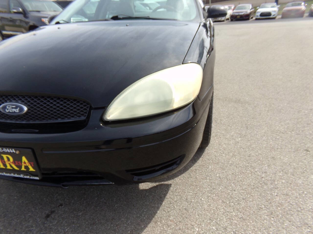 Used 2004 Ford Taurus SEL image 33