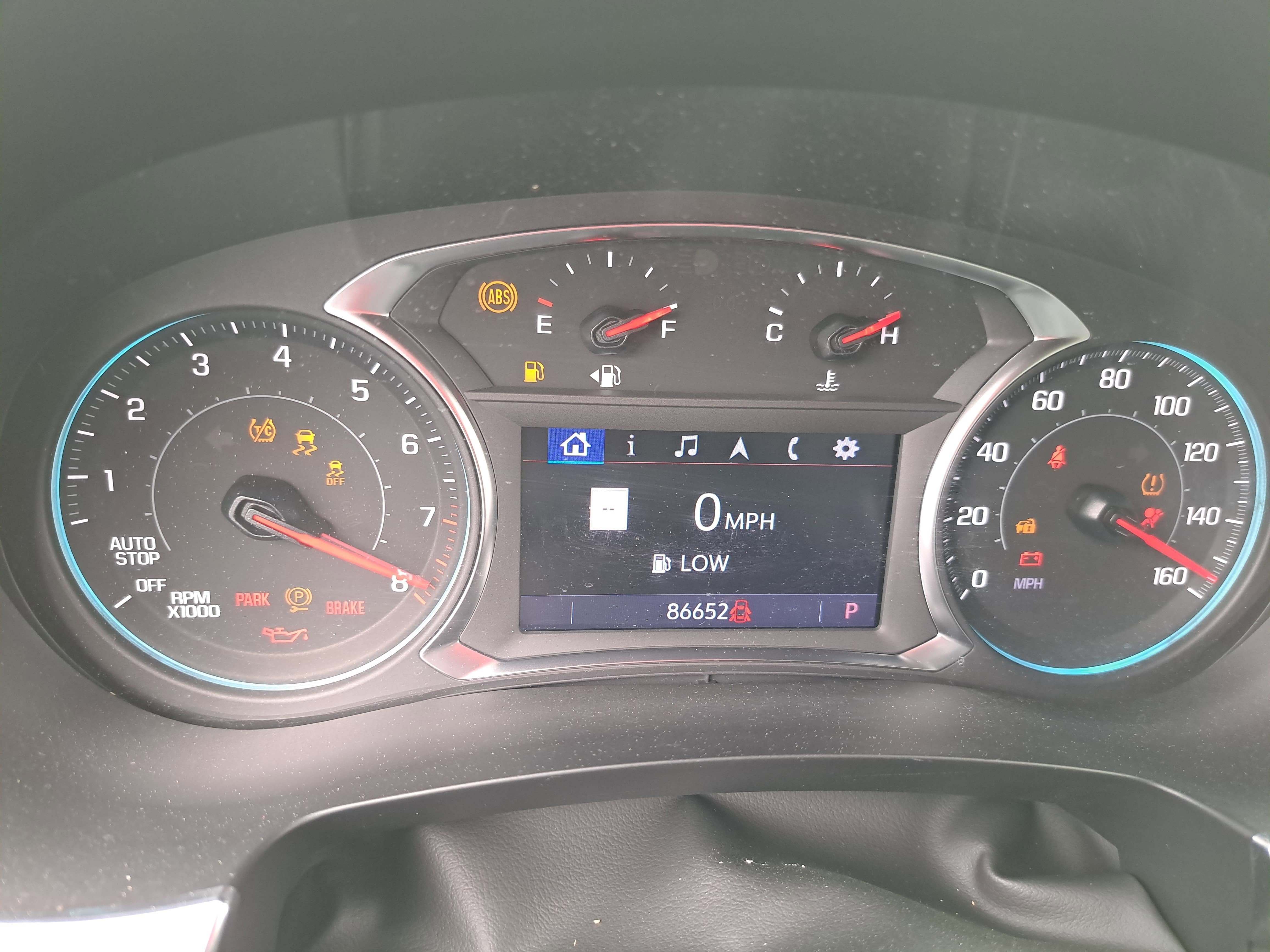 Used 2023 Chevrolet Traverse RS image 21