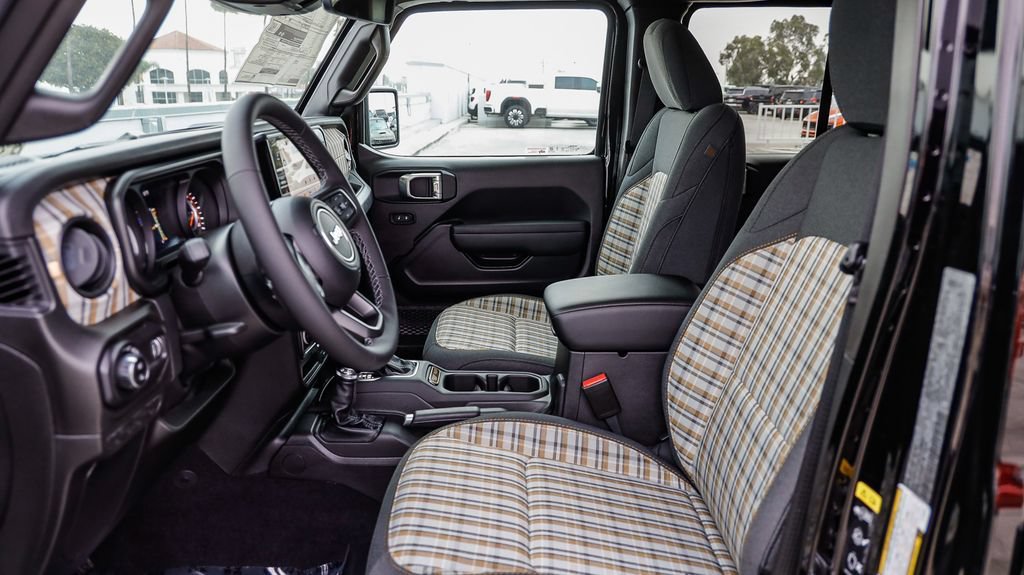 New 2026 Jeep Gladiator Sport AWD/4WD image 22