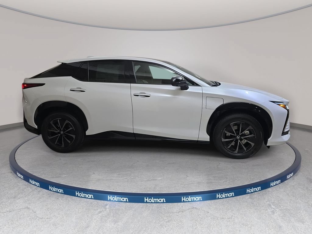New 2026 Lexus RZ 450e AWD w/ Cold Area Package image 4