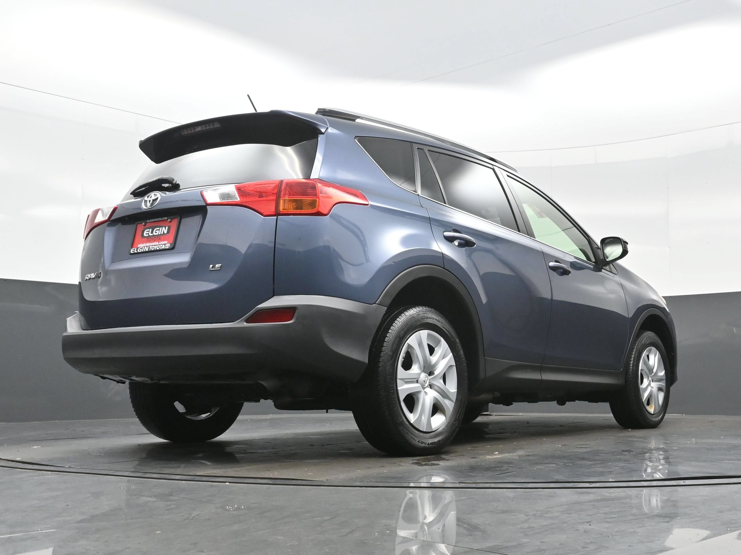 Used 2014 Toyota RAV4 LE FWD image 28