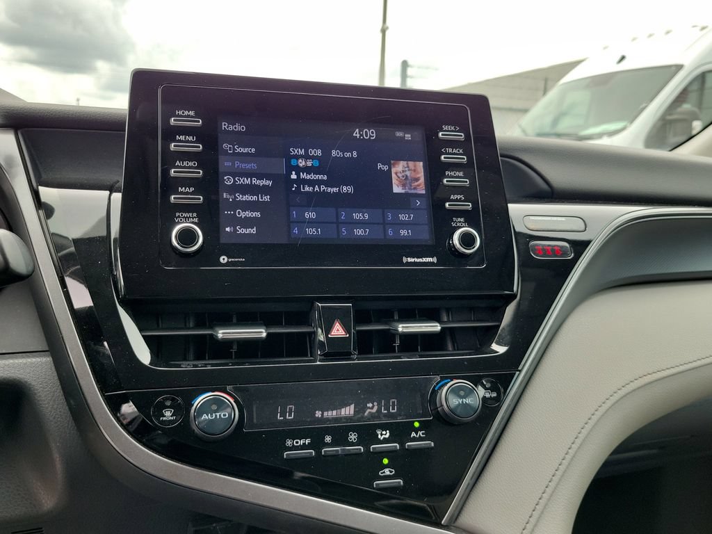 Used 2023 Toyota Camry SE FWD image 25