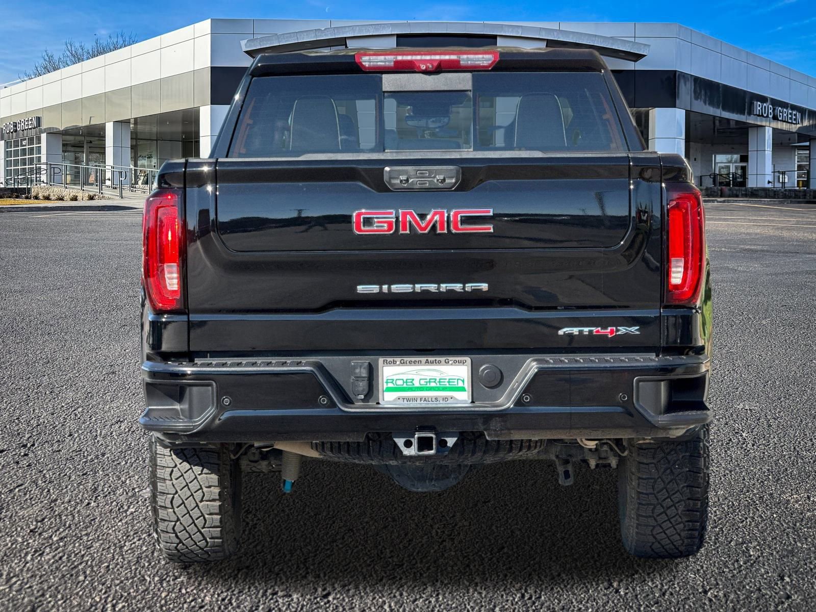 Used 2024 GMC Sierra 1500 AT4X image 4