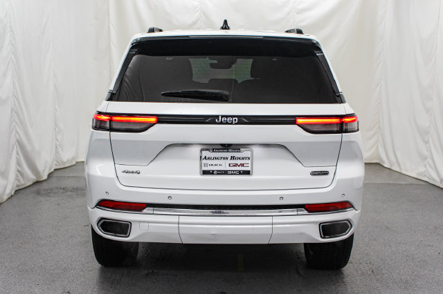 Used 2023 Jeep Grand Cherokee Overland AWD/4WD image 7