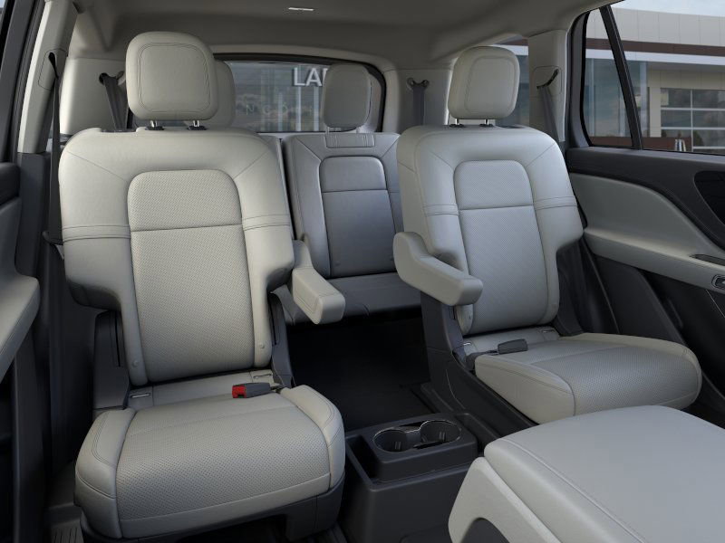 New 2026 Lincoln Aviator AWD image 11