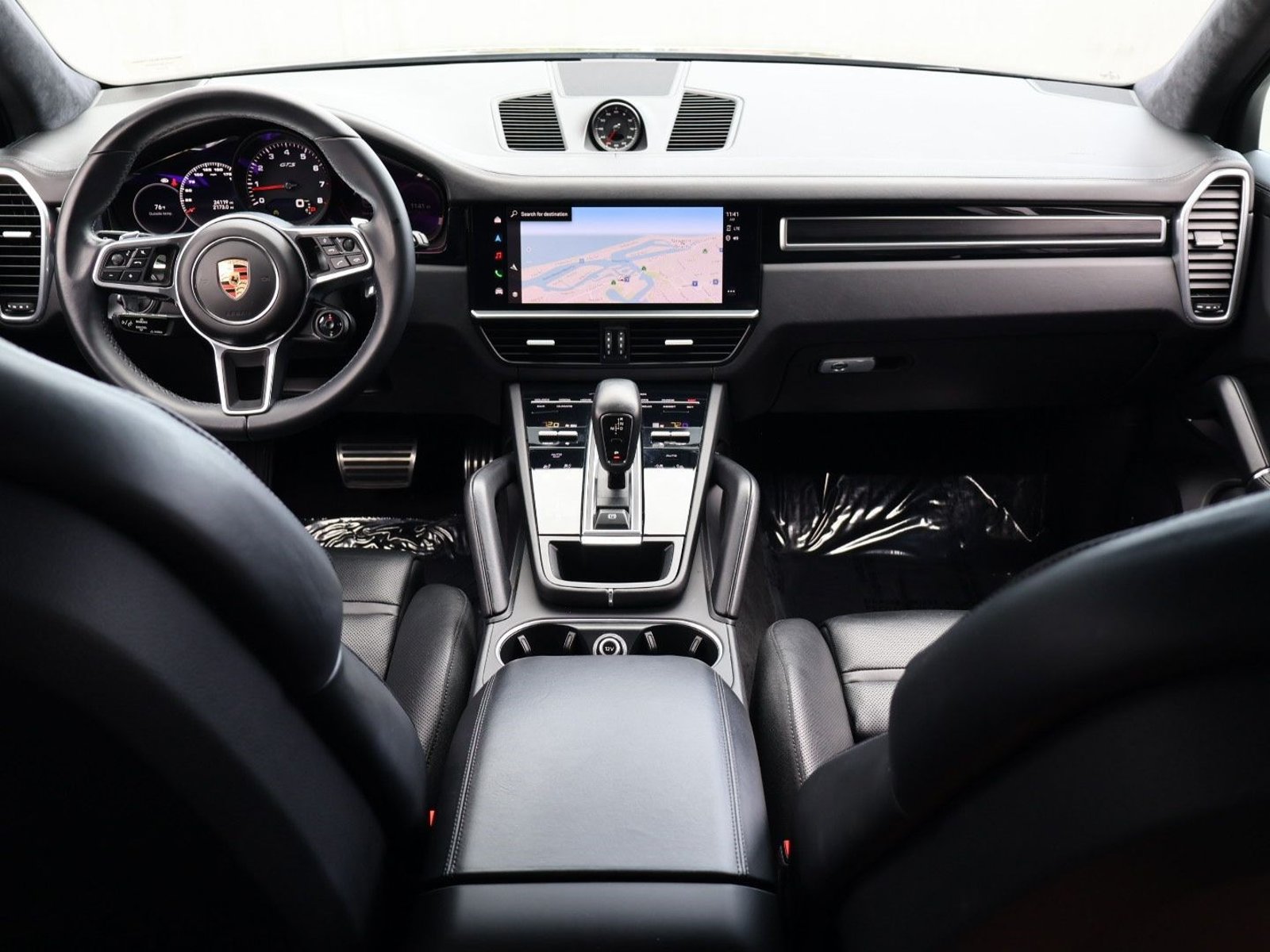 Used 2023 Porsche Cayenne GTS w/ Premium Package Plus AWD/4WD image 21