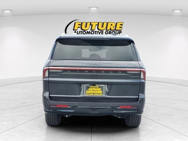New 2026 Lincoln Navigator L Reserve AWD/4WD image 29