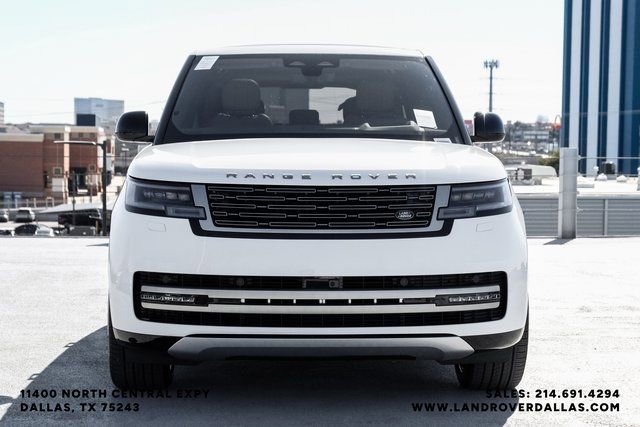 New 2026 Land Rover Range Rover Long Wheelbase SE image 3