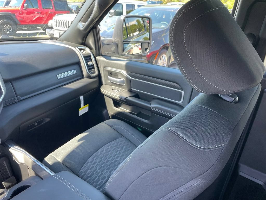 New 2026 RAM 2500 Big Horn AWD/4WD image 21