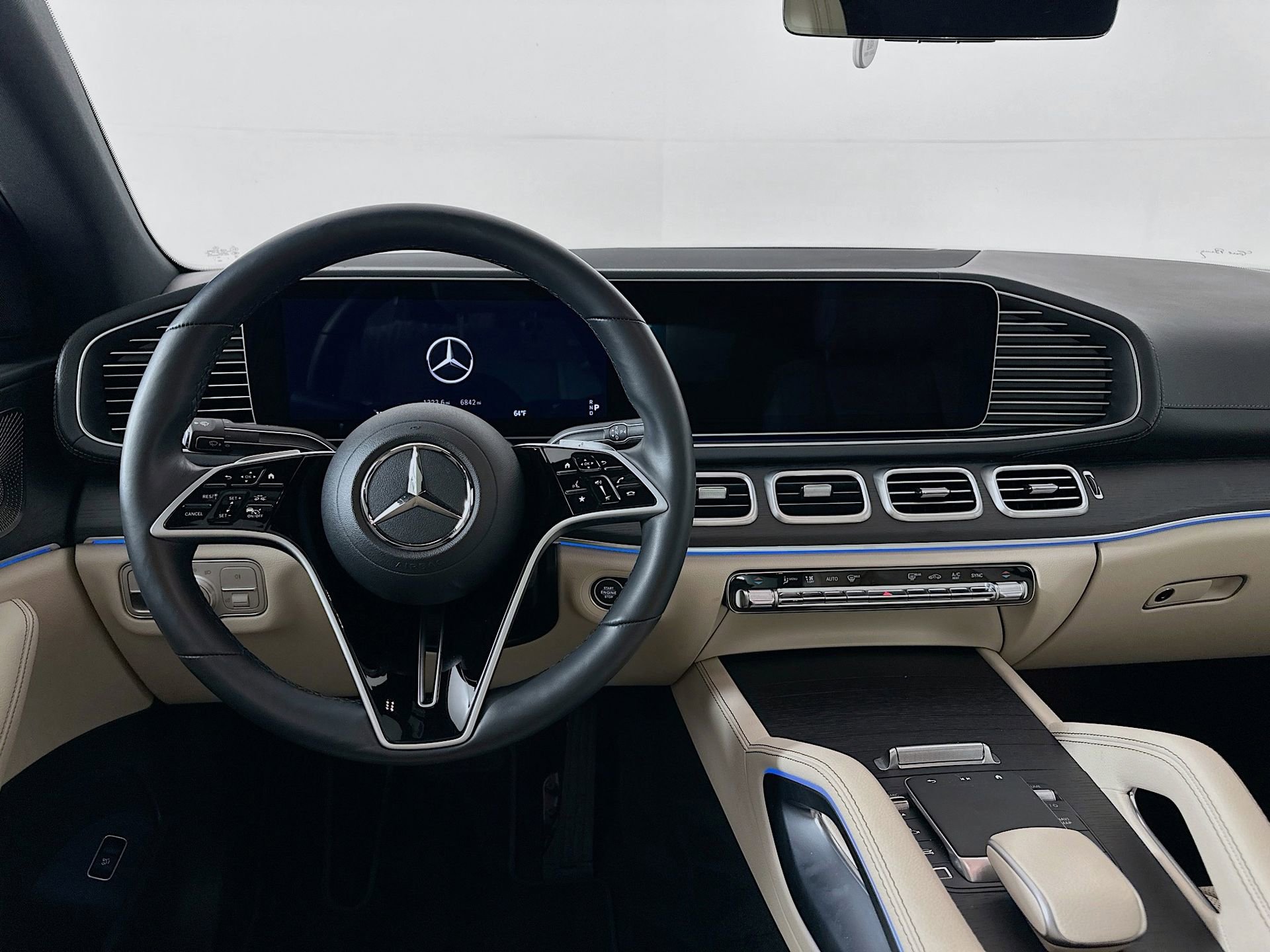 Used 2025 Mercedes-Benz GLE 450 4MATIC Coupe image 25