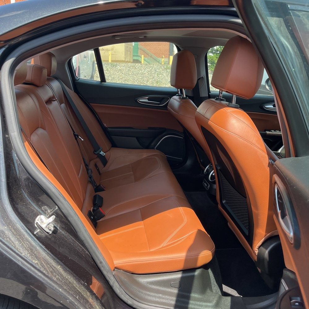Used 2019 Alfa Romeo Giulia AWD image 13