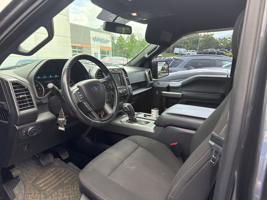 Used 2017 Ford F150 XLT w/ Equipment Group 302A Luxury AWD/4WD image 7