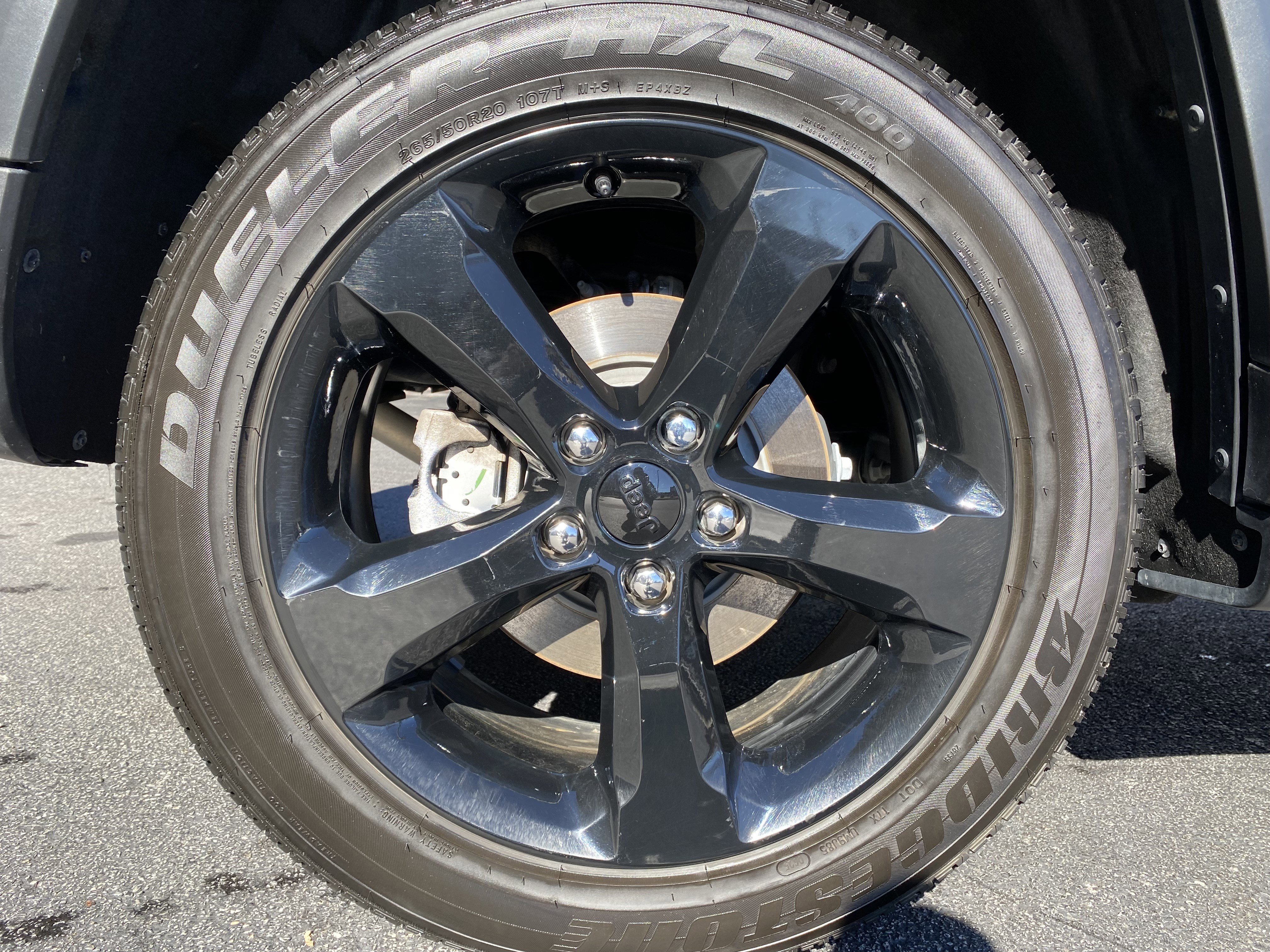 Used 2025 Jeep Grand Cherokee Altitude image 41