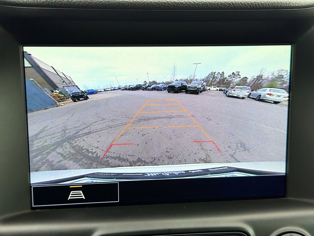 Used 2024 GMC Terrain SLT image 34