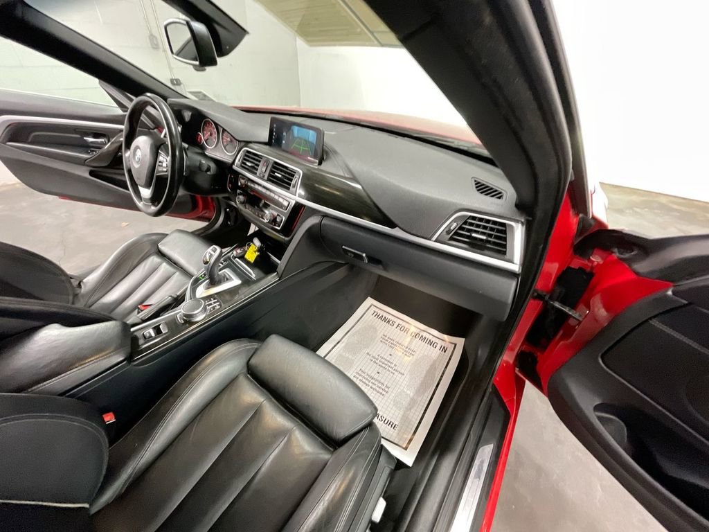 Used 2018 BMW 430i Convertible image 27