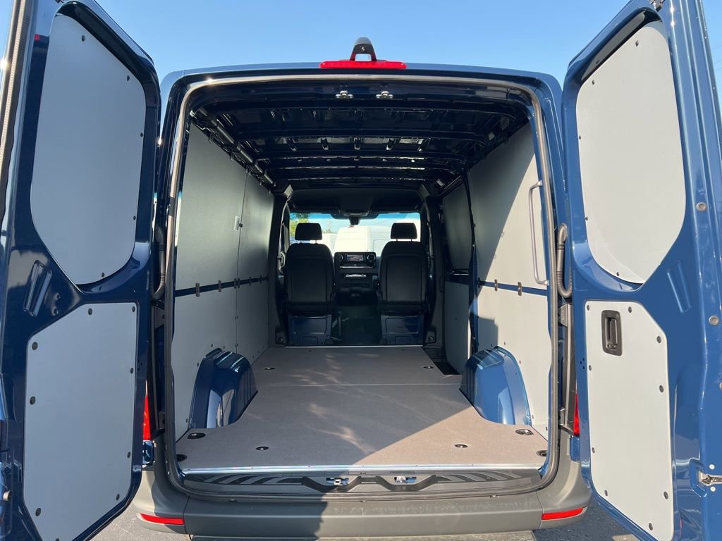 New 2025 Mercedes-Benz Sprinter 2500 image 6