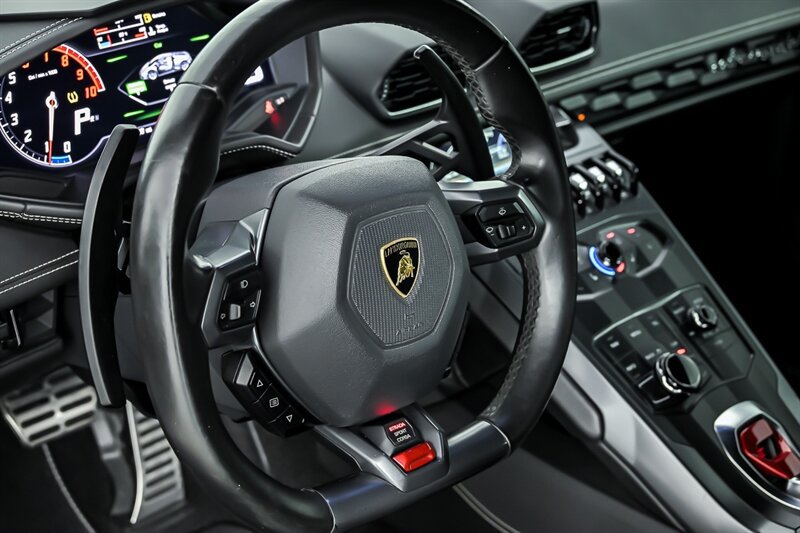 Used 2015 Lamborghini Huracan LP 610-4 AWD/4WD image 21