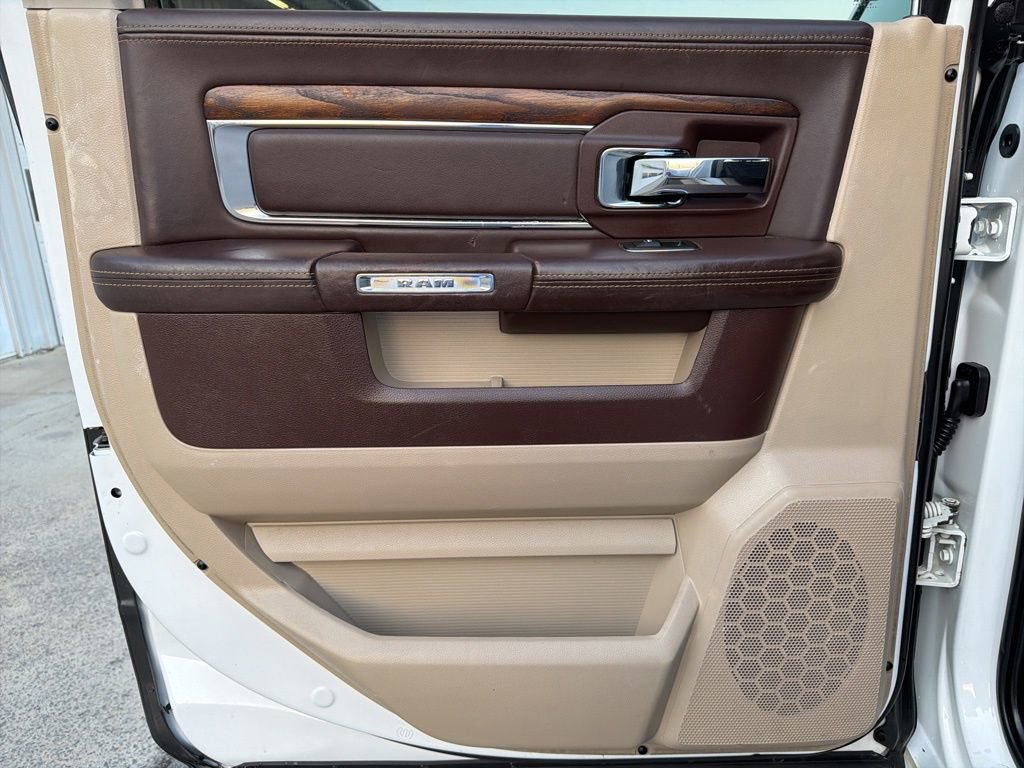 Used 2015 RAM 2500 Longhorn w/ Convenience Group image 21