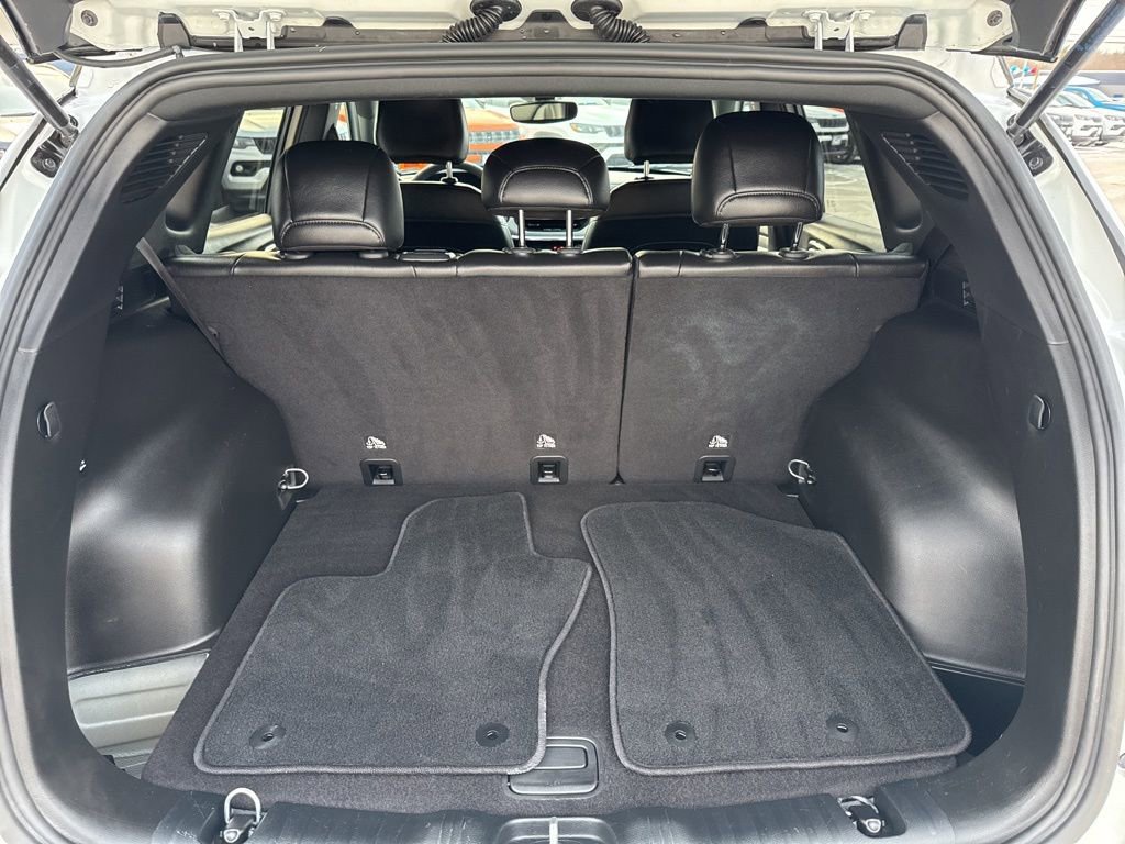 Used 2024 Jeep Compass Limited image 24