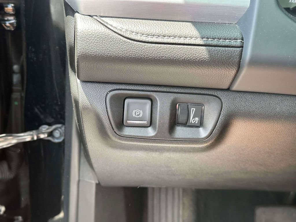 Used 2023 GMC Acadia SLT AWD/4WD image 21