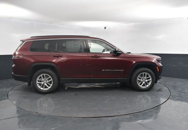 New 2025 Jeep Grand Cherokee L Laredo w/ Trailer Tow Package image 11