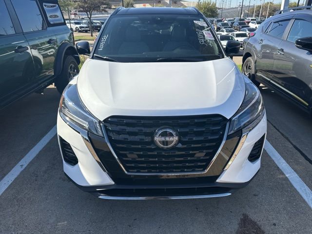 Used 2023 Nissan Kicks SR w/ SR Premium Package image 6