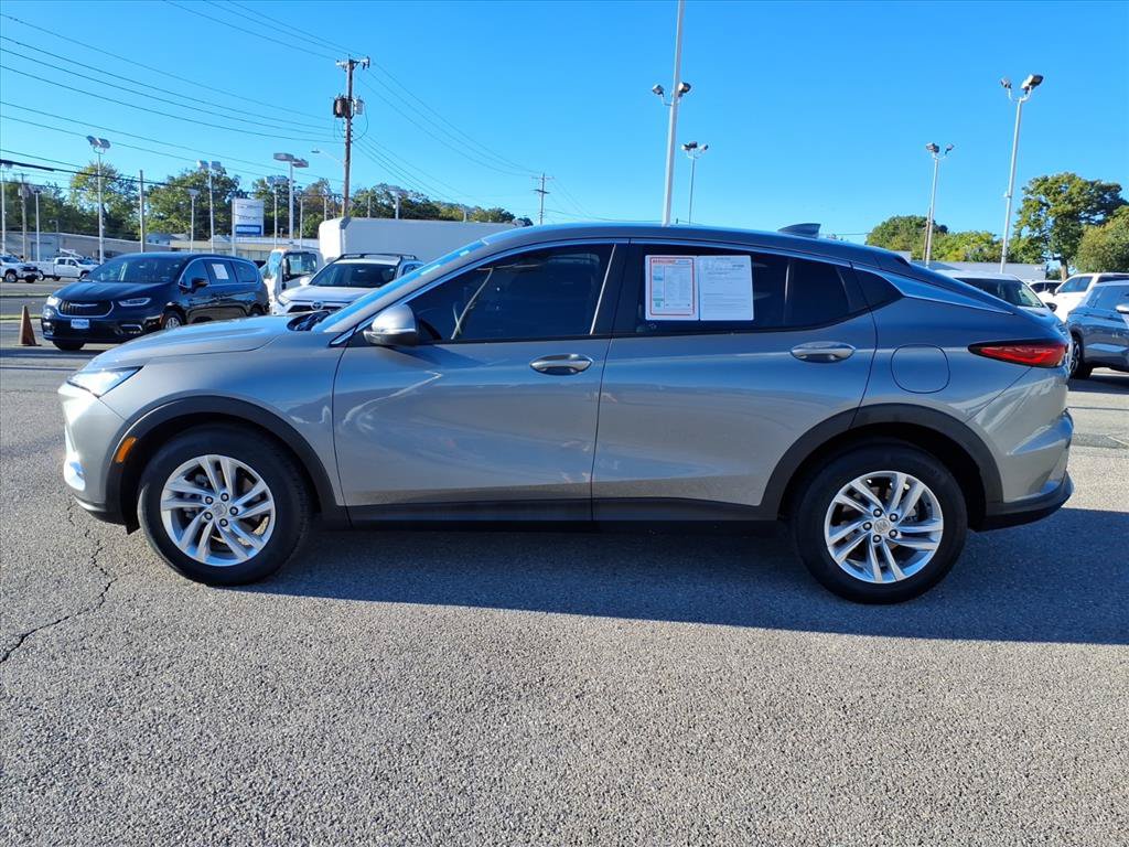 Used 2024 Buick Envista Preferred w/ Convenience I Package FWD image 7