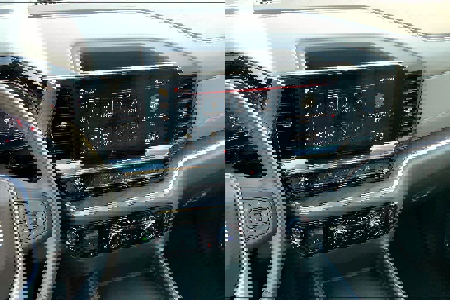 Used 2025 GMC Sierra 2500 SLT w/ SLT Convenience Package image 6