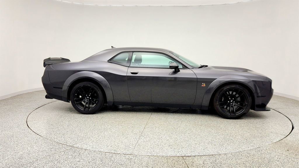 Used 2022 Dodge Challenger R/T Scat Pack RWD image 4