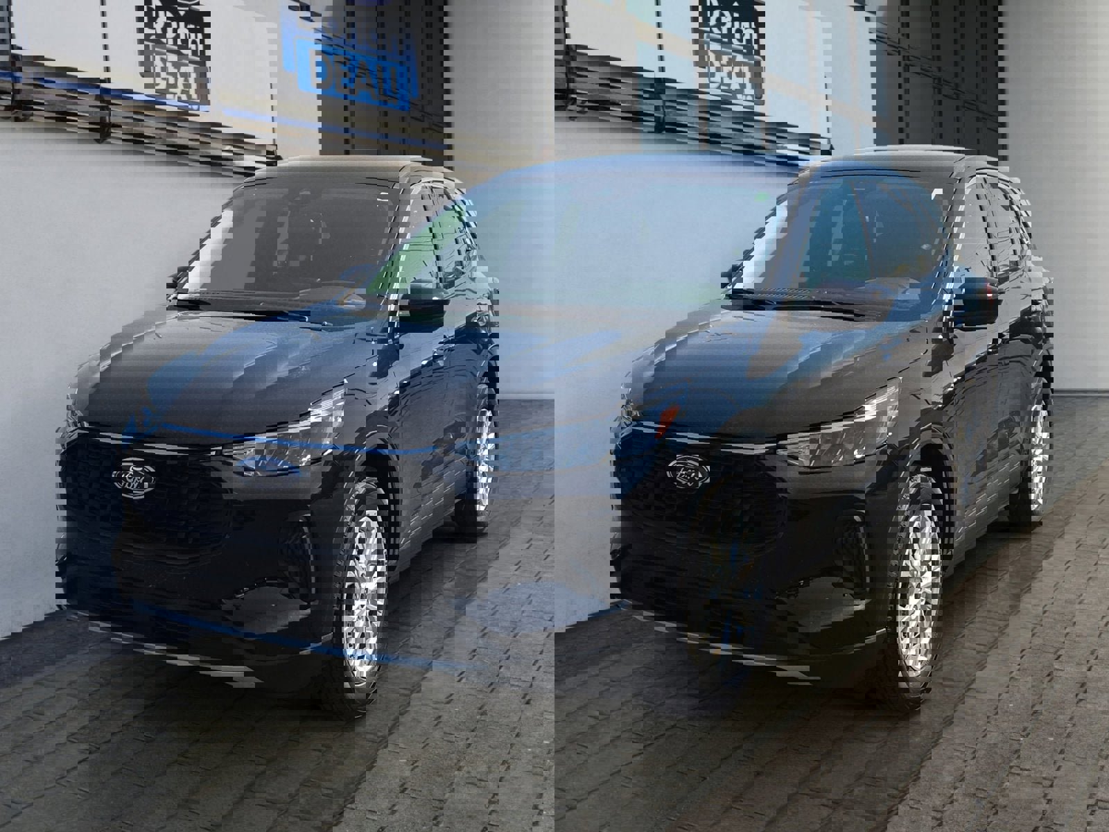 Used 2023 Ford Escape Active w/ Tech Pack #2 FWD image 7