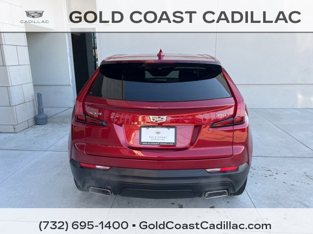 Used 2021 Cadillac XT4 Luxury w/ Cold Weather Package image 3