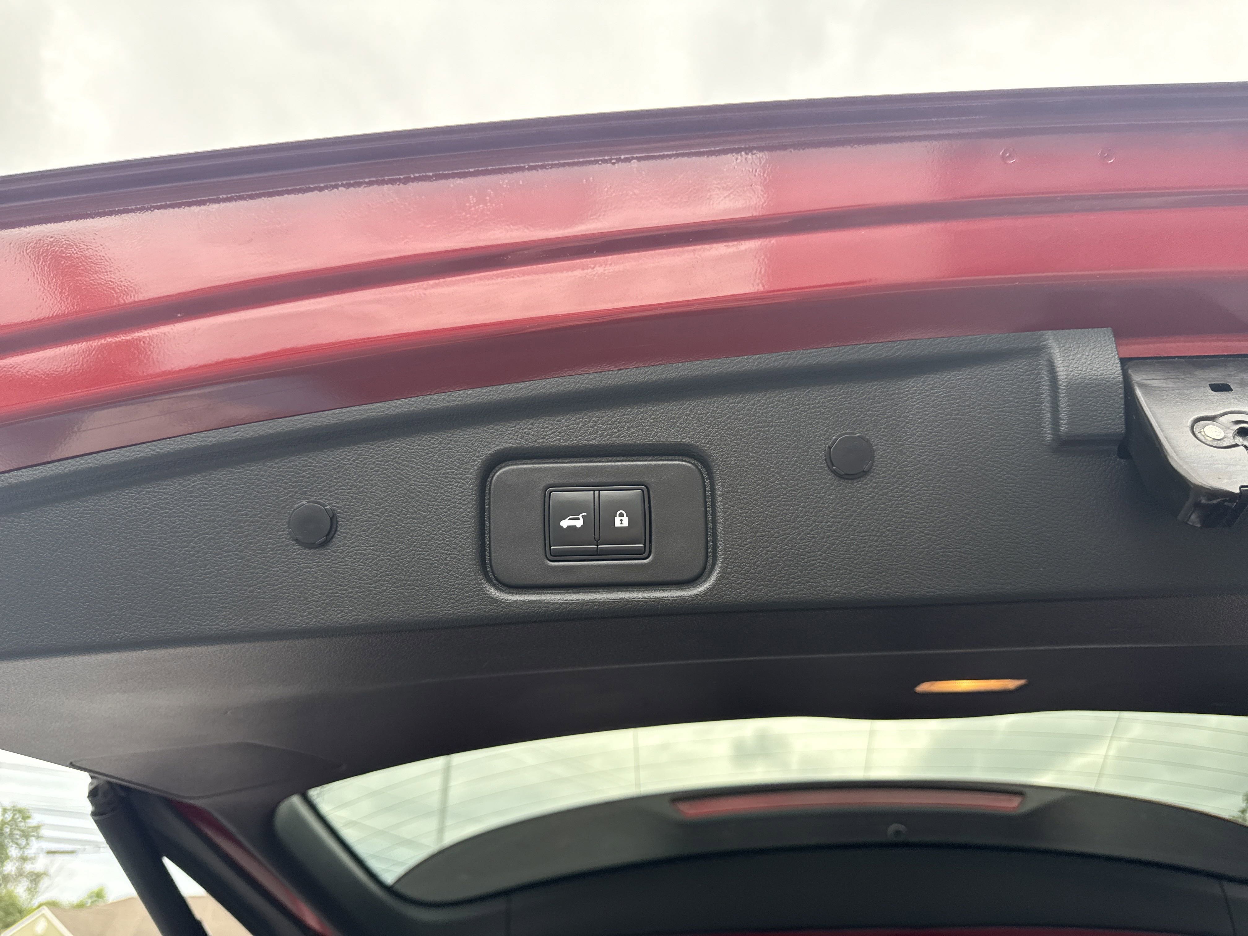 Used 2022 Nissan Pathfinder SL image 6