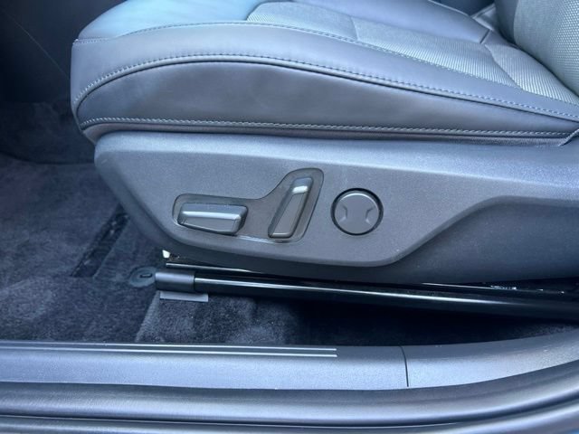 Used 2023 Kia Niro EX w/ EX Cold Weather Package FWD image 16