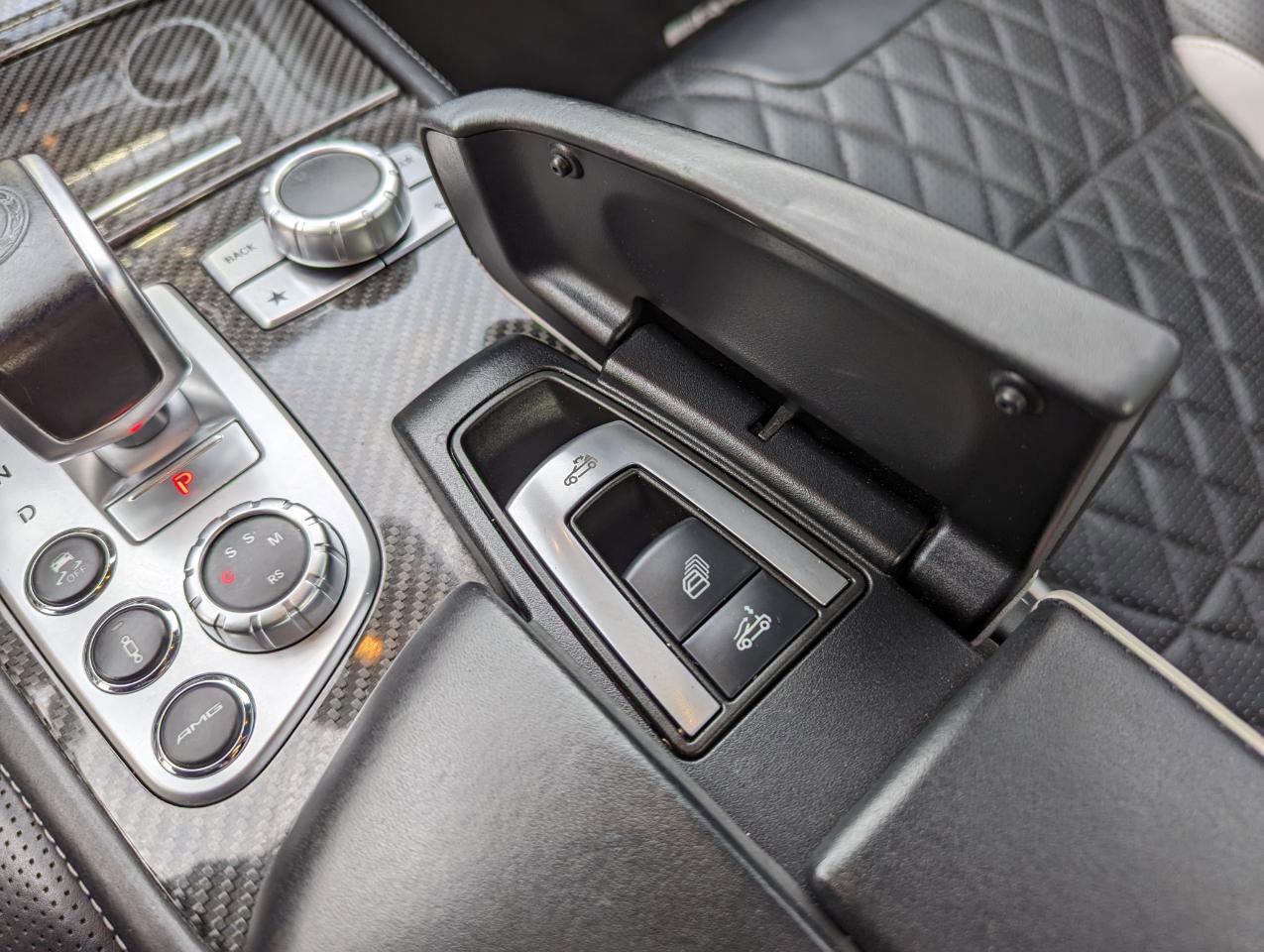 Used 2016 Mercedes-Benz SL 63 AMG image 30