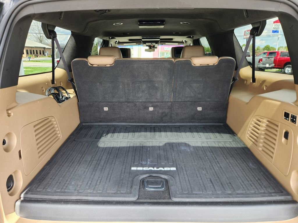 Used 2019 Cadillac Escalade ESV Platinum image 14