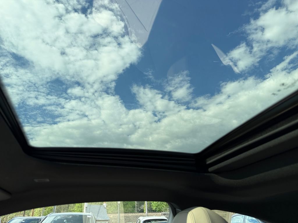 Certified 2025 BMW 230i xDrive Coupe w/ Premium Package image 34