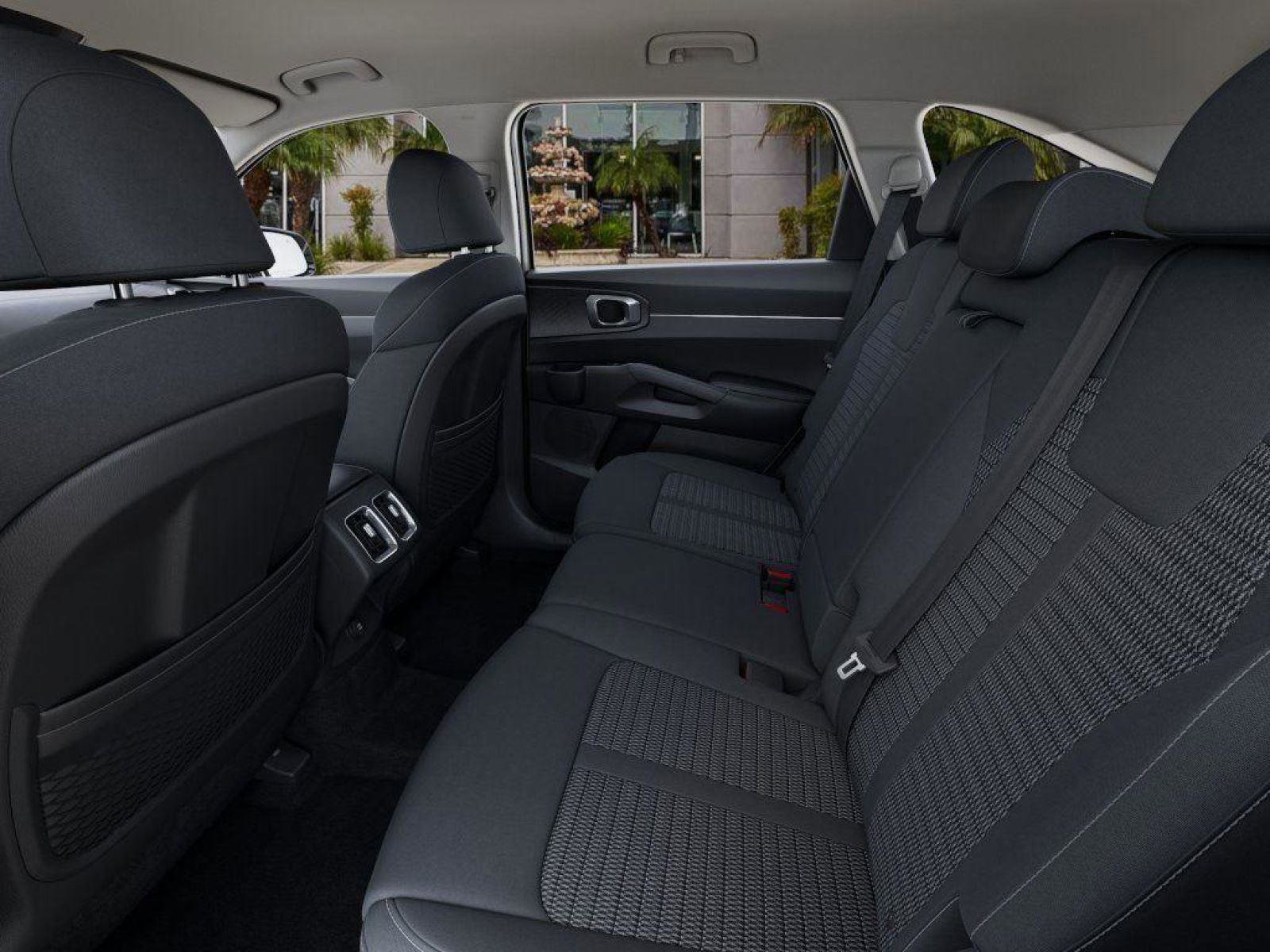 New 2026 Kia Sorento LX image 18