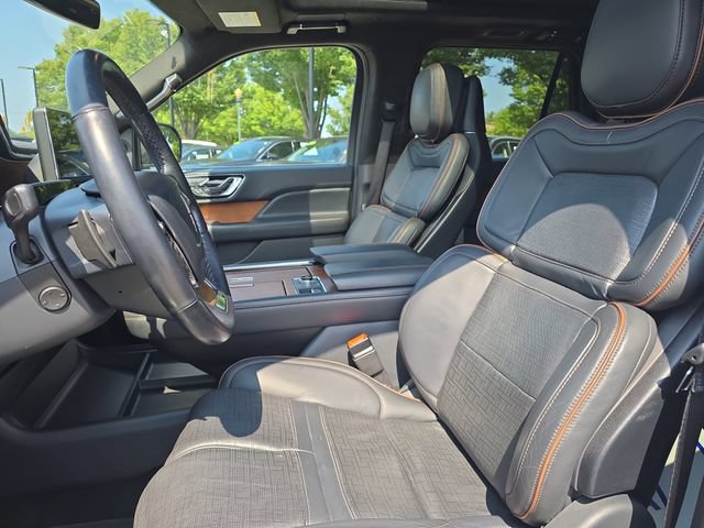 Used 2023 Lincoln Navigator L Black Label AWD/4WD image 5